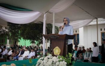 Cawagub dr. Jihan Ajak Santri Jatiagung Adaptif Hadapi Era Digital di Hari Santri Nasional