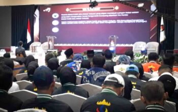 Debat Publik Pertama Pilwakot 2024, Antusiasme Luar Biasa Ratusan Pendukung