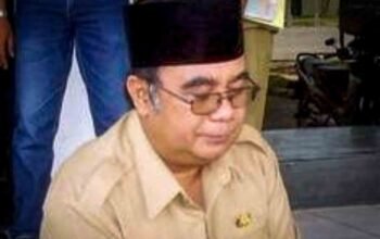 Eddy Sutrisno: Dari Kuli Karung ke Kursi Walikota Tutup Usia