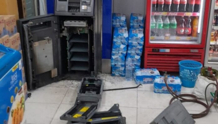 Bobol ATM Minimarket di Segalamider Pakai Las, Pencuri Gasak Rp612 Juta