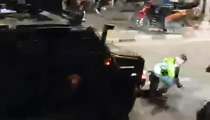 Ojol Tewas Dilindas Mobil Brimob Saat Unjuk Rasa di Jakarta