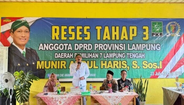 Anggota DPRD Lampung Munir: Bantuan Cair, Jalan Dibangun, Desa Naik Level