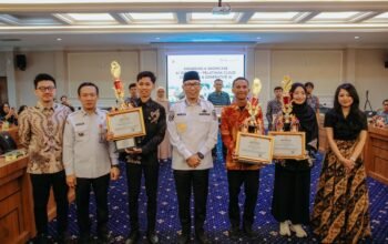 Penutupan Kegiatan Kecerdasan Buatan AI, Gubernur Lampung Berikan Penghargaan Kepada Peserta Terbaik