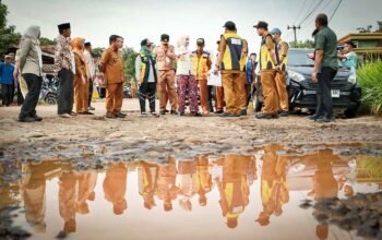 Tinjau Perbaikan Jalan Jabung–Simpang Labuhan Maringgai 6,2 Km, Wagub Jihan: Diharapkan Perlancar Aktivitas Ekonomi Masyarakat