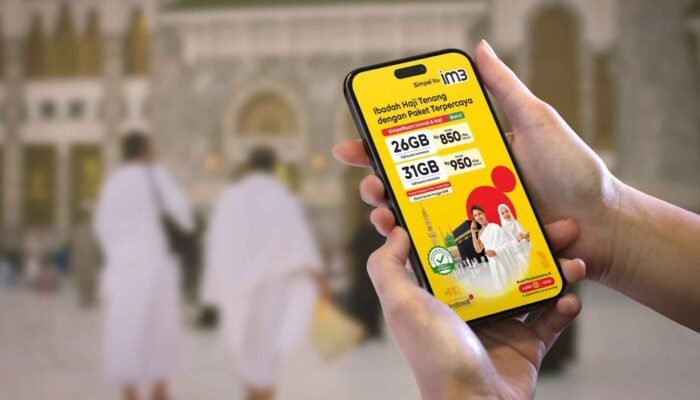 Indosat Dampingi Jamaah Haji Sumatra Tetap Terhubung Sejak Embarkasi